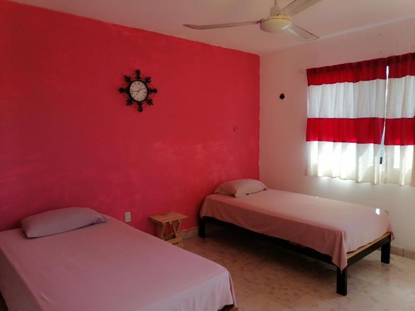 Hostal Casa Asher แคมเปเช ภายนอก รูปภาพ