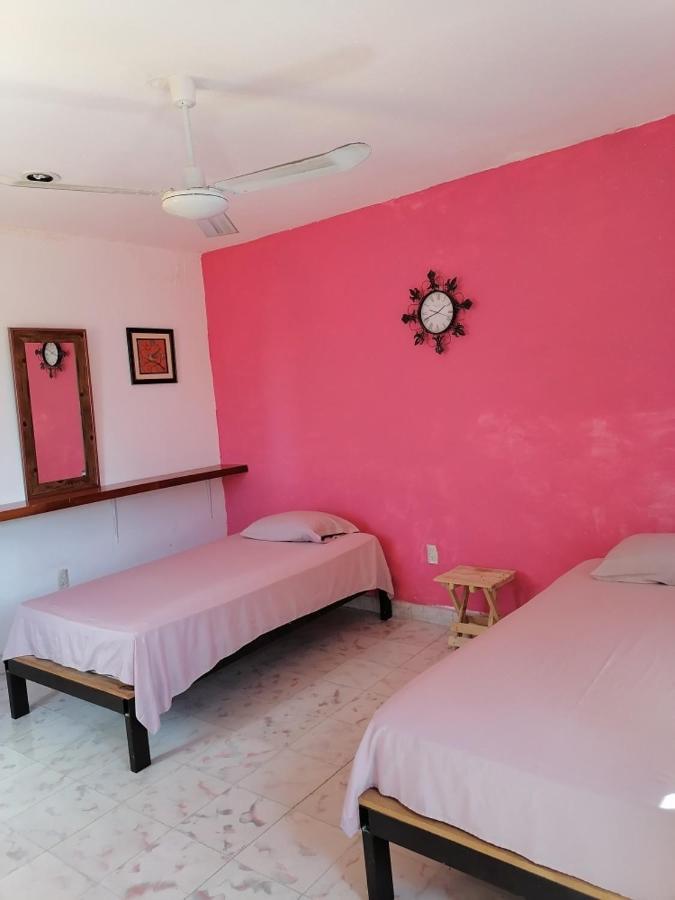 Hostal Casa Asher แคมเปเช ภายนอก รูปภาพ