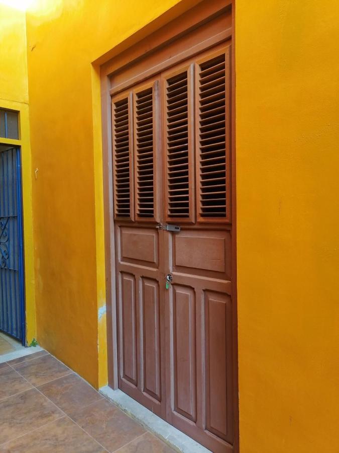 Hostal Casa Asher แคมเปเช ภายนอก รูปภาพ