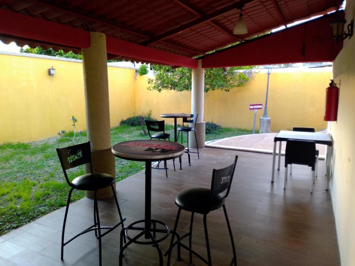 Hostal Casa Asher แคมเปเช ภายนอก รูปภาพ